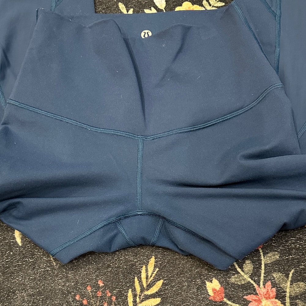 lululemon athletica 6 Teal Leggings - Picture 4 of 6